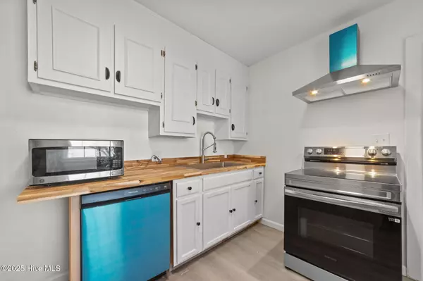 Greenville, NC 27834,405 Arbor ST