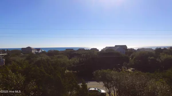 Emerald Isle, NC 28594,5204 Emerald DR