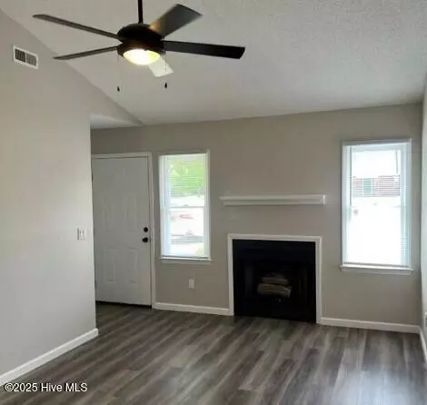 Greenville, NC 27858,2123 E 4th ST