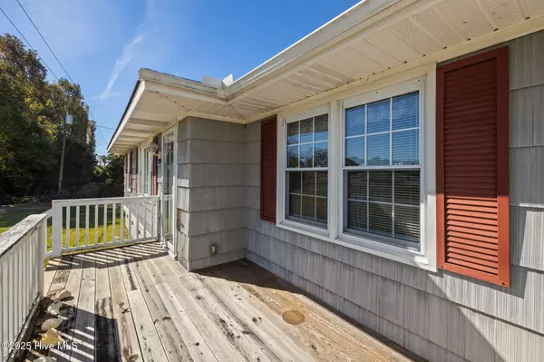 Beaufort, NC 28516,2255 Highway 70