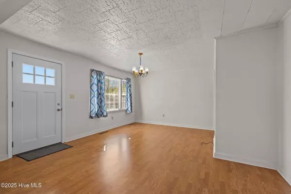 Beaufort, NC 28516,2255 Highway 70