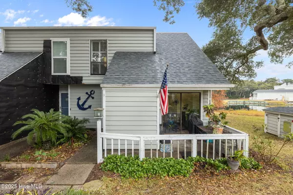 130 Salter Path RD #B-9, Pine Knoll Shores, NC 28512