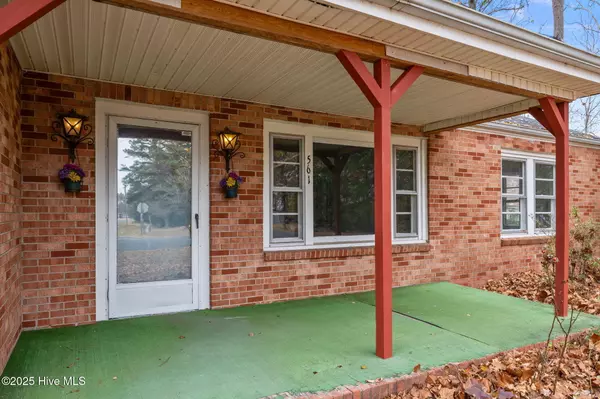 Grimesland, NC 27837,561 Godley RD