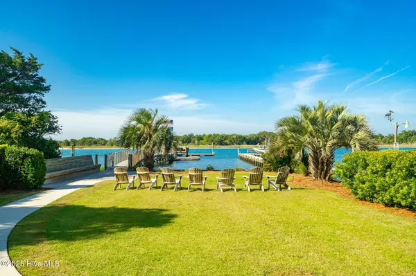 Beaufort, NC 28516,555 Freedom Park RD