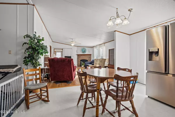 Gloucester, NC 28528,225 Mckae DR