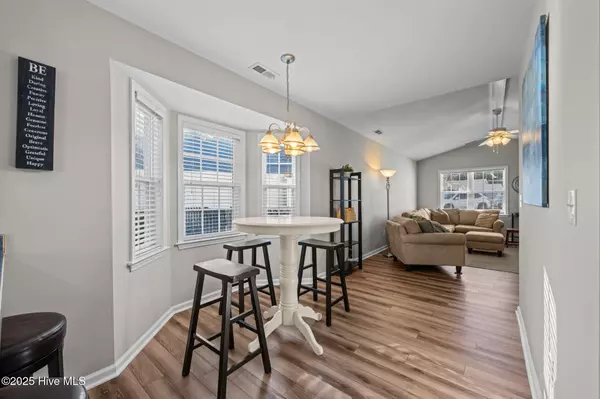 New Bern, NC 28562,113 English Ivy LN