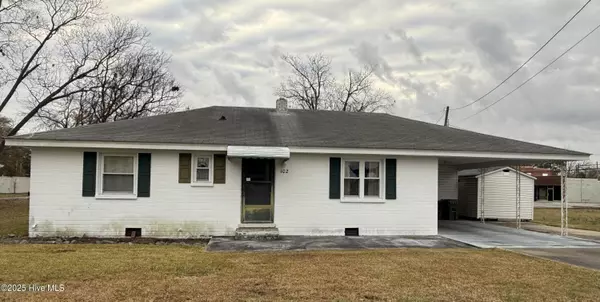 102 N Mill ST, Pikeville, NC 27863