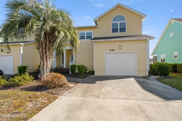 Kure Beach, NC 28449,636 Settlers LN