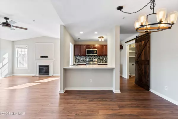 Wilmington, NC 28405,906 Litchfield WAY #L