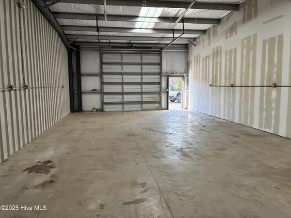 Edenton, NC 27932,124 Marine DR #207