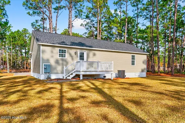 Southport, NC 28461,558 Prospect RD