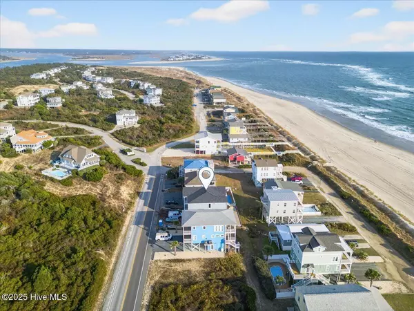 Holden Beach, NC 28462,290 Mccray ST
