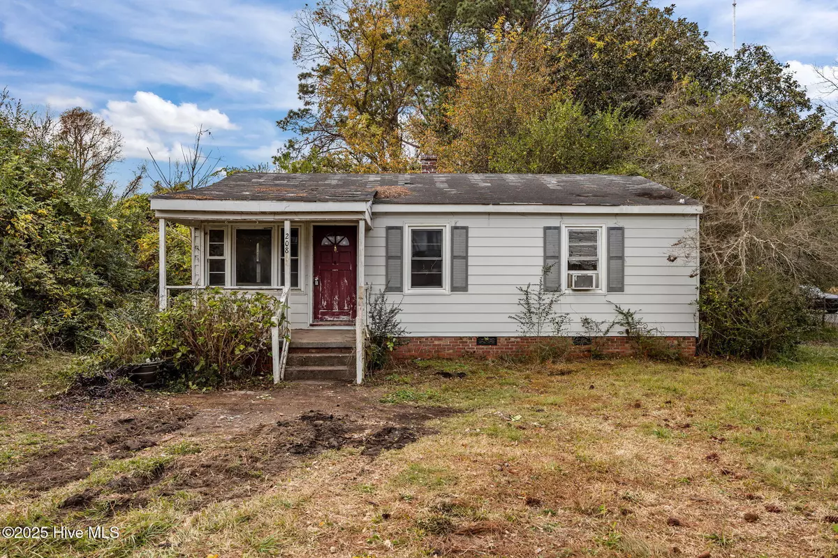 New Bern, NC 28560,208 S Glenburnie RD