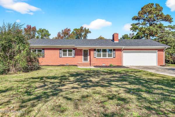 165 Thomas Humphrey RD, Jacksonville, NC 28546