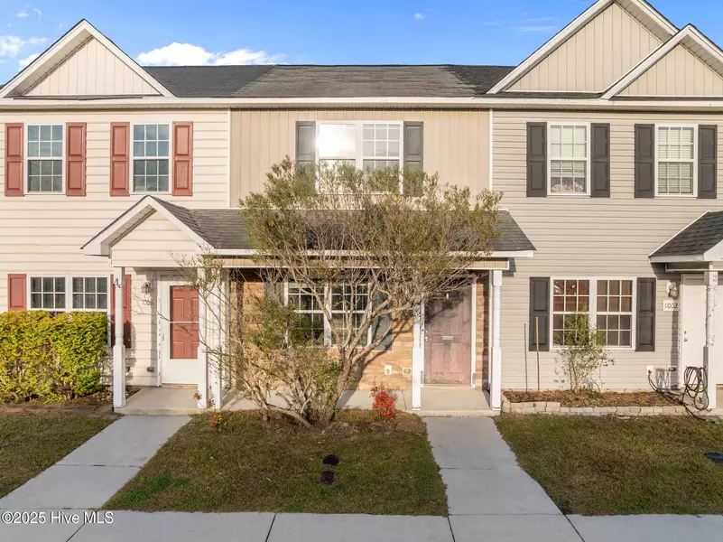 1004 Grandeur AVE, Jacksonville, NC 28546