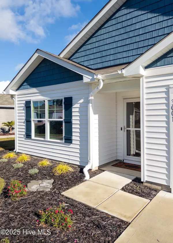 Surf City, NC 28445,3001 Course LN