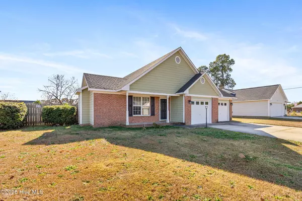 Raeford, NC 28376,106 Hawthorn DR