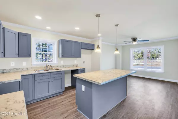 Calabash, NC 28467,853 Yaupon DR SW