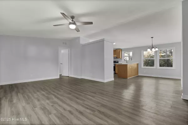 Hampstead, NC 28443,270 Williams Store RD