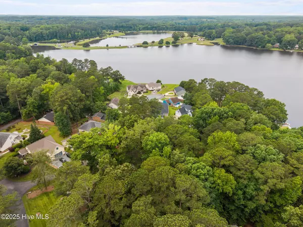 Sanford, NC 27332,968 S Bay DR