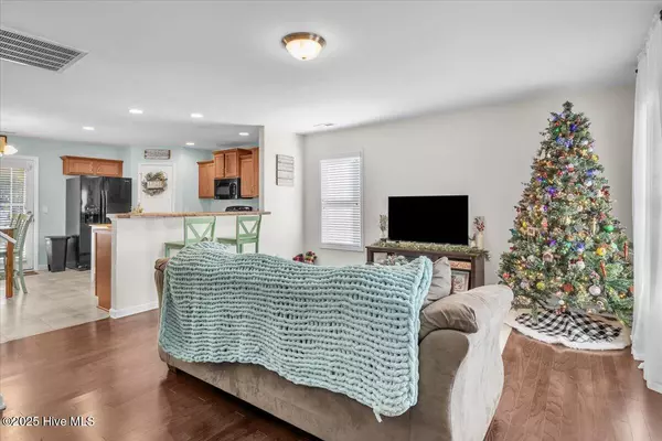 Wilmington, NC 28409,1301 Deer Hill DR