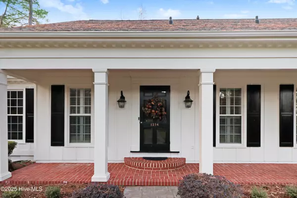 Kinston, NC 28501,1214 Sweetbriar CIR