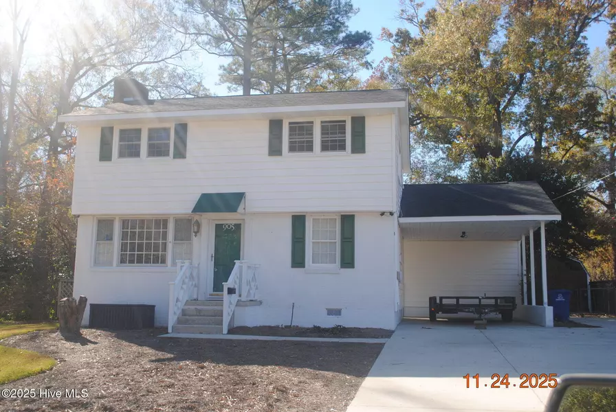 905 Sioux DR, Jacksonville, NC 28540