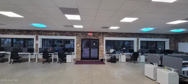 Southern Pines, NC 28387,365 N Bennett ST