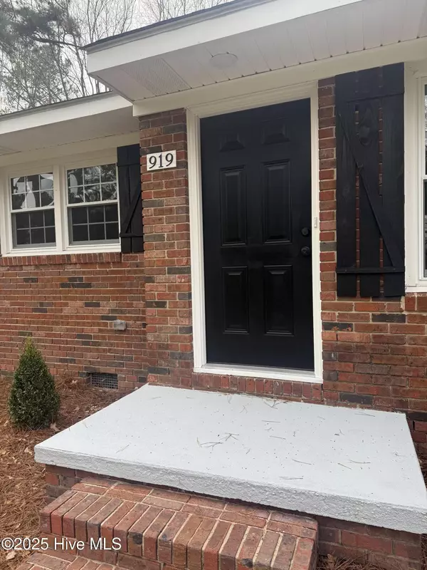 Rockingham, NC 28379,919 Richmond RD