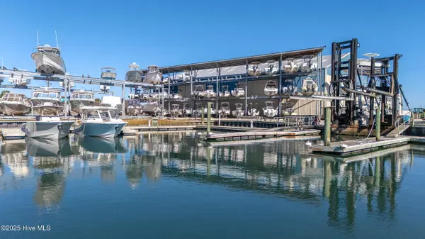 Beaufort, NC 28516,156 Radio Island RD #312