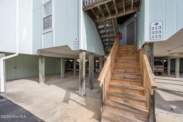 Surf City, NC 28445,918 N New River DR #314