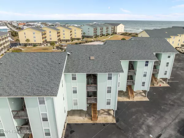 Surf City, NC 28445,918 N New River DR #314