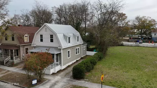 Wilmington, NC 28401,406 Brunswick ST