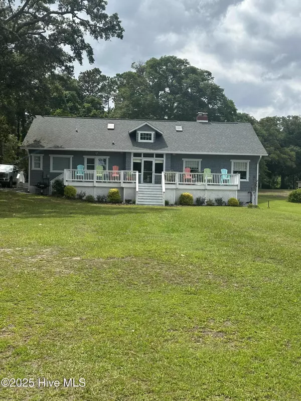 1592 Village Point RD SW, Shallotte, NC 28470