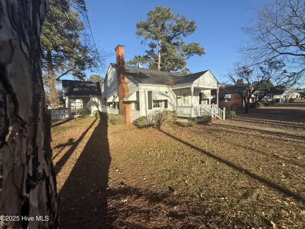 Benson, NC 27504,608 W Parrish DR