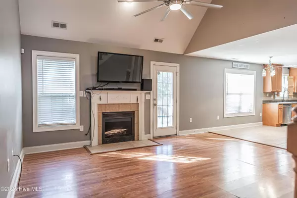 Raeford, NC 28376,145 Furlong LN