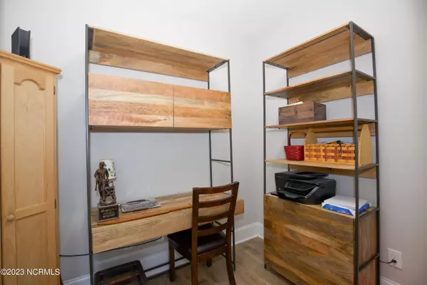 Southern Pines, NC 28387,169 Holly Springs CT