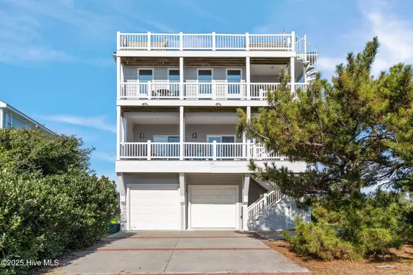 220 Caswell Beach RD, Oak Island, NC 28465