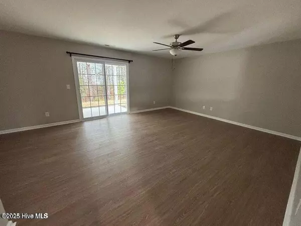 Greenville, NC 27834,1226 Masters LN #B