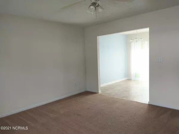 Swansboro, NC 28584,63 Pirates Cove DR