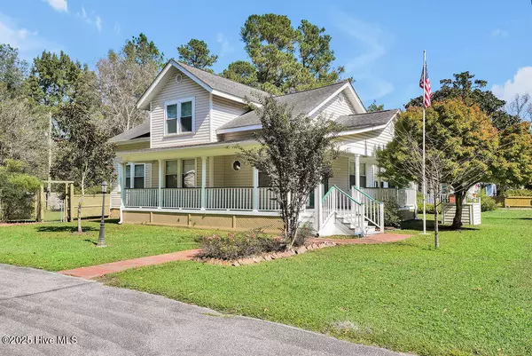370 Carr AVE, Rocky Point, NC 28457