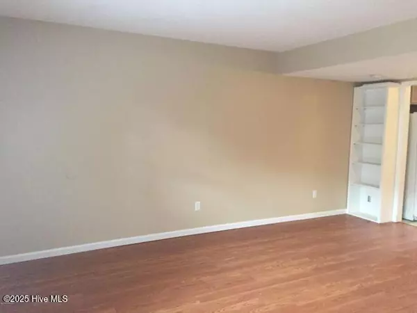 Greenville, NC 27858,3000 Golden RD #31