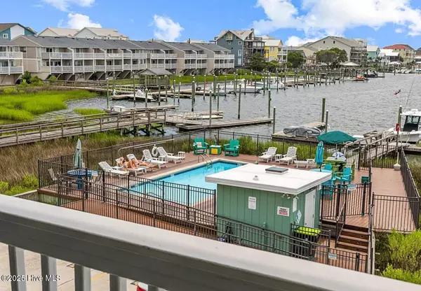 Carolina Beach, NC 28428,111 Florida AVE #Apt 1