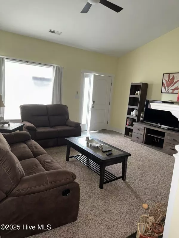 Greenville, NC 27834,2132 Remington CT #A