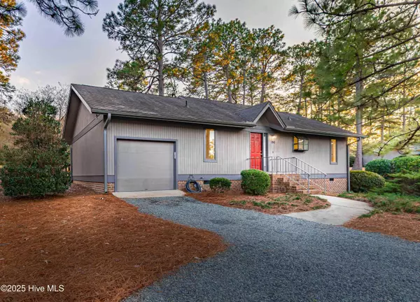 Pinehurst, NC 28374,150 Glen Abbey TRL