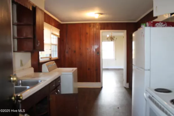 Whiteville, NC 28472,311 W Williamson ST