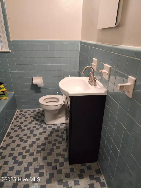 Wilson, NC 27893,714 Pender ST S