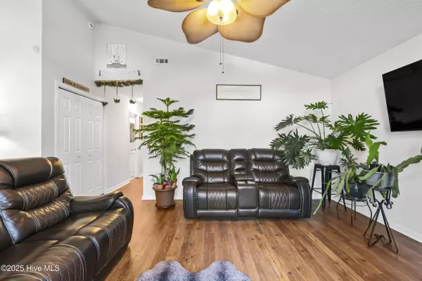 Wilmington, NC 28412,528 Brewster LN