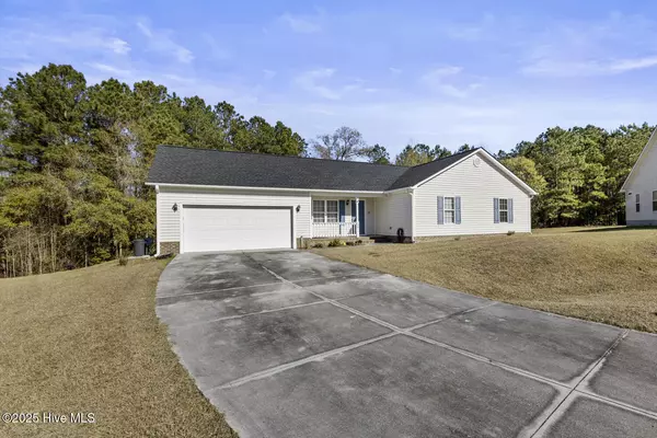 Jacksonville, NC 28546,108 White Stone CT