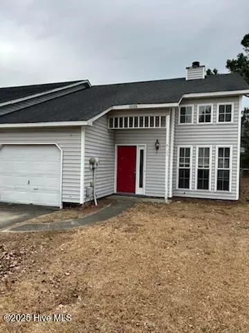 103 Persimmon CT, Jacksonville, NC 28546